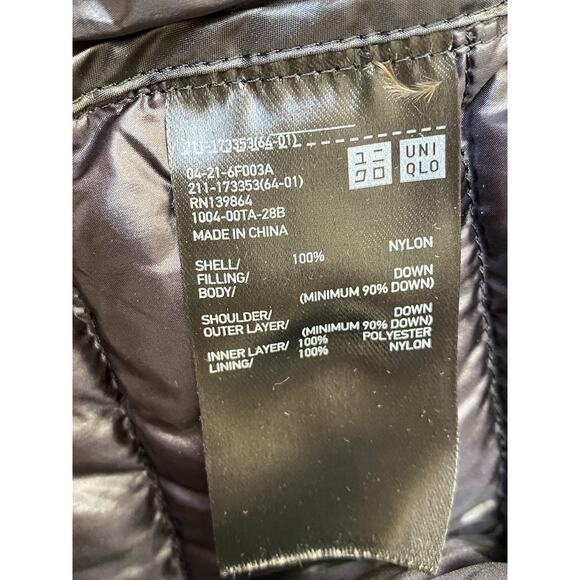 Uniqlo Ultra Light Down Puffer Hooded Jacket Womens XS Black Packable Gorpcore - Picture 8 of 11